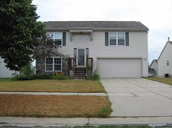 2nd image of 2622 Driftwood Dr