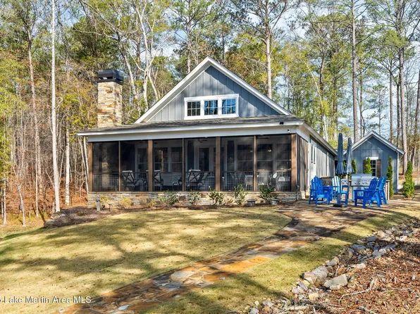 558 Transom Dr, Jacksons Gap, AL 36861