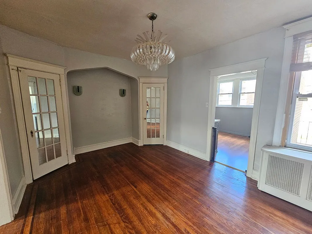 3 bed, 2.0 bath, 1290 sqft, $1,900 — Photo 3