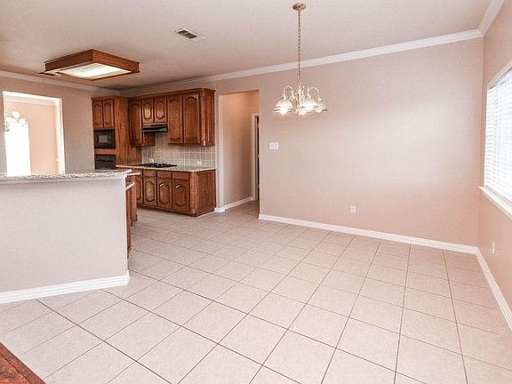 4th image of 1019 Quail Hollow Ct