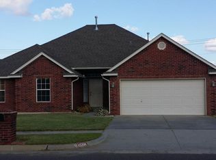 16204 Vicki Dr, Oklahoma City, OK 73170