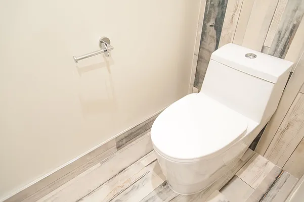 Rented by Nooklyn NYC LLC | media 80