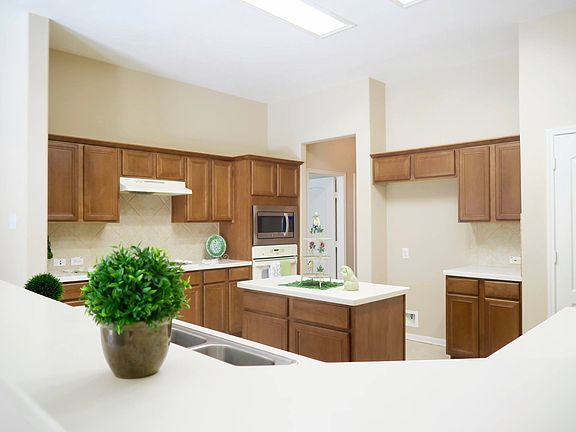 Extremely spacious kitchen