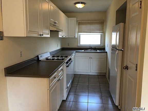2nd image of 124 Sylvan Ave APT 13