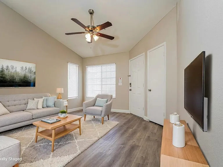 3639 Covewick Dr — Photo 3