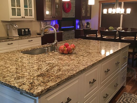 Kitchen & Dining Room