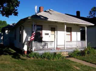 321 Wenger Ave, Mishawaka, IN 46544