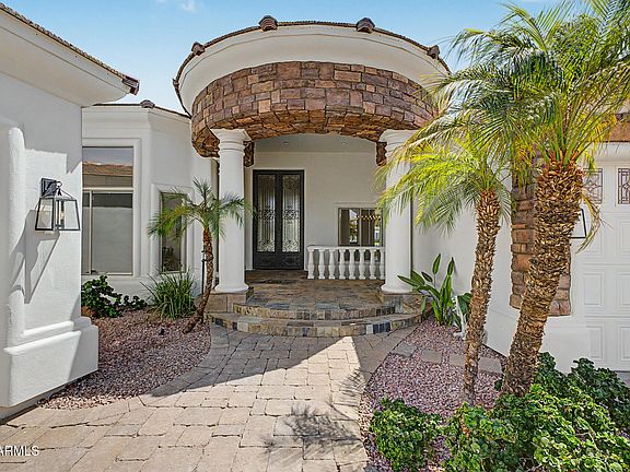 3rd image of 663 W ASTER Court