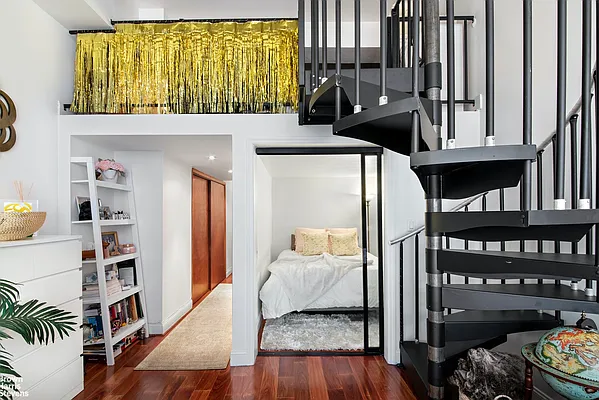 Rented by Brown Harris Stevens | media 16