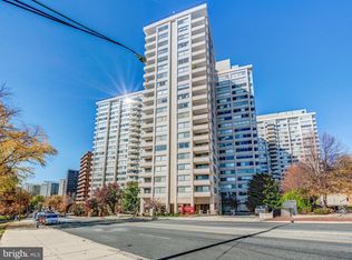 4515 Willard Ave APT 719S, Chevy Chase, MD 20815