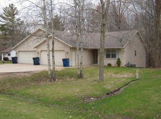 13501 Velp Ave, Suamico, WI 54173
