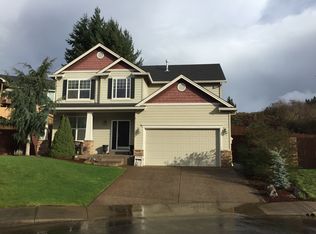 310 Division St, Silverton, OR 97381
