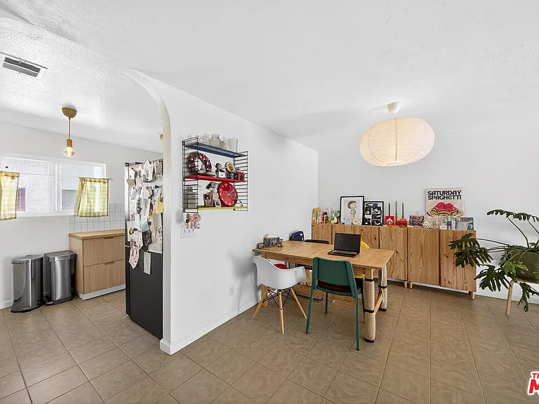9034 Willis Ave #14 — Photo 6