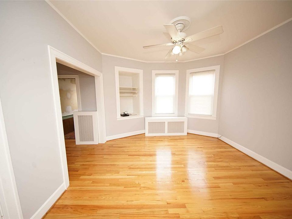 1st image of 22-36 125th St Floor 2