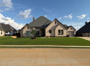 3921 Hidden Hills Cir, Longview, TX 75605