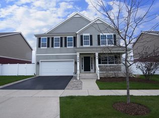 344 Snow Drop Ln, Elgin, IL 60124