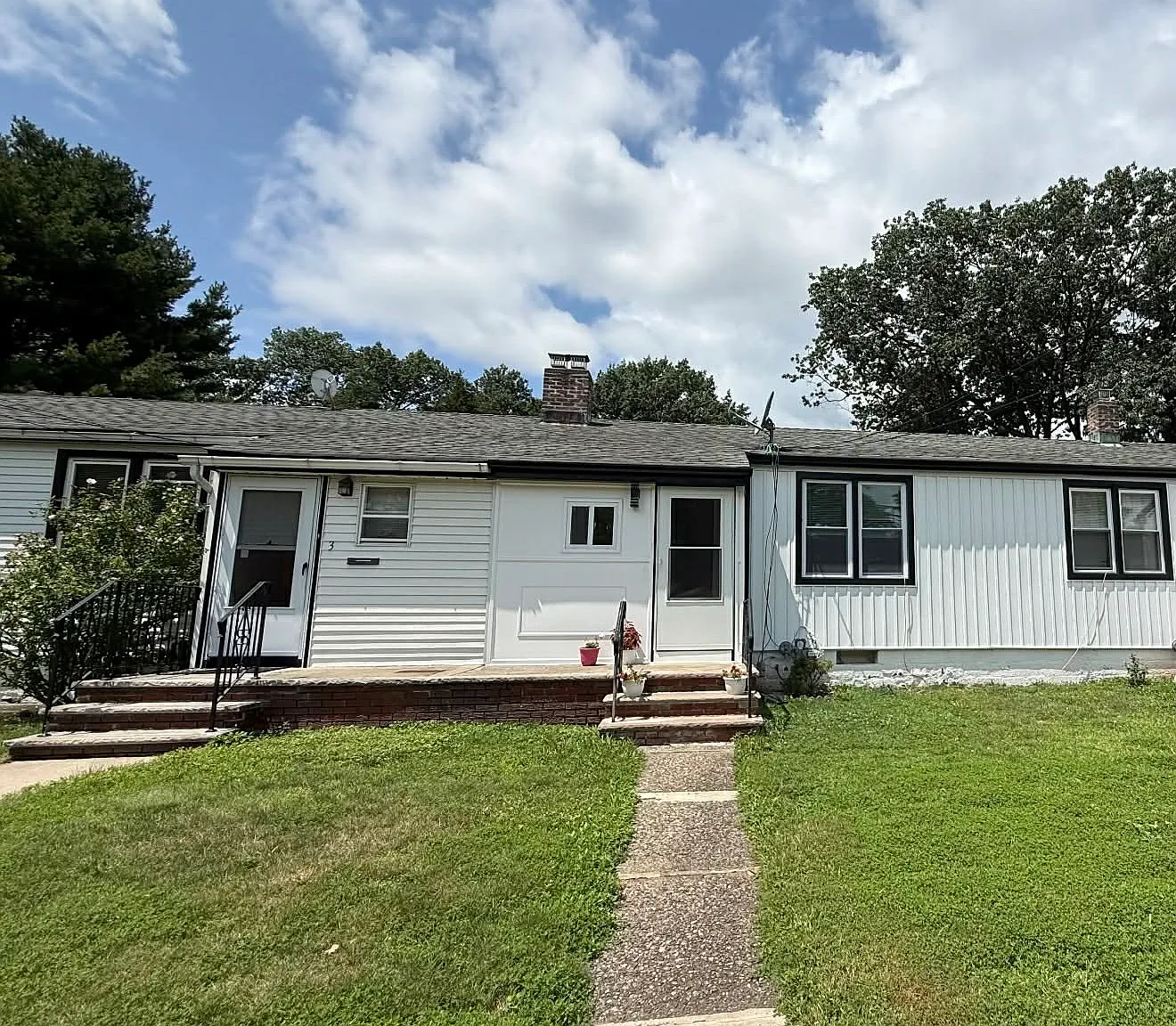 2 bed, $2,500 — Photo 1