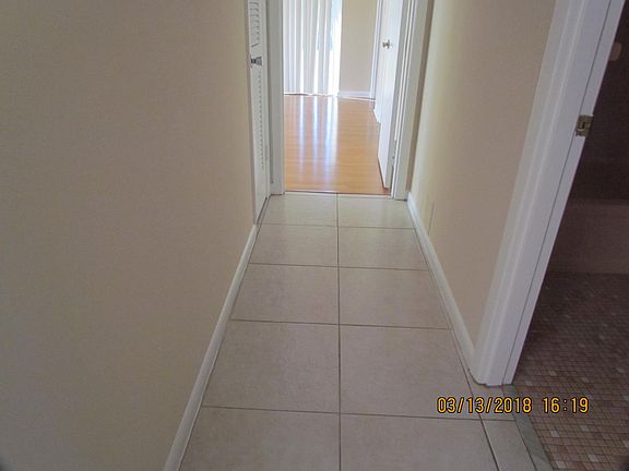 4th image of 29 Farragut Dr