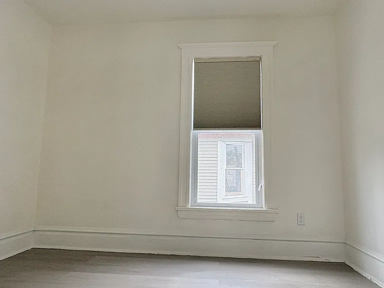 1769 E 31st St #2 — Photo 10