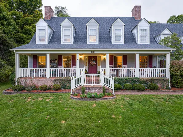 174 Sunnyside Dr, Tazewell, VA 24651