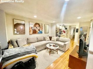 14 Hull St #B, Boston, MA 02113