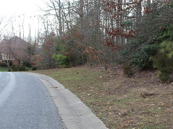 3rd image of 9601 Winterpock Rd
