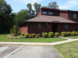 326 Rock Knoll Dr, Greenwood, SC 29649