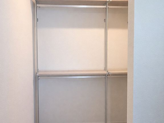 3rd image of 1631 Kapiolani Blvd APT 4405