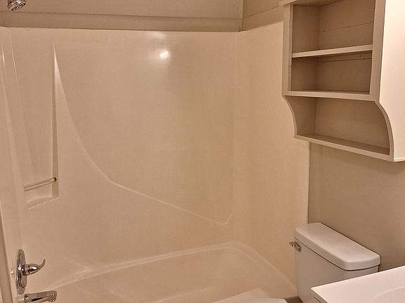 5th image of 134 Ivywood Dr