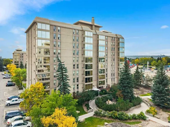 4555 N Varsity Ln NW #504, Calgary, AB T3A 2V6