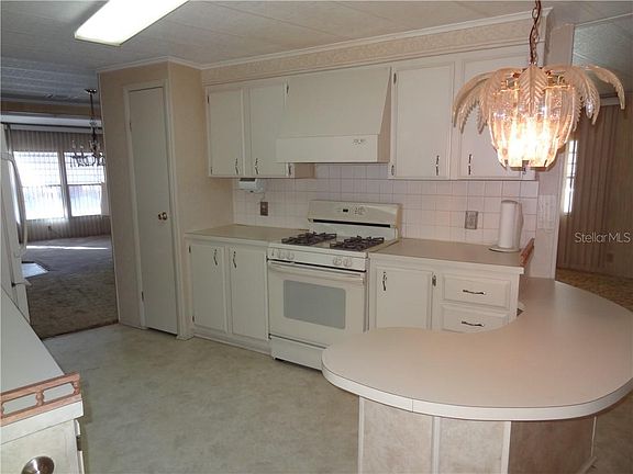 5th image of 7410 Stillwater Dr