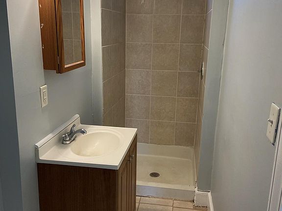 5th image of 55-57 S Potomac St #208