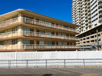 108 S Montpelier Ave APT 209, Atlantic City, NJ, 08401