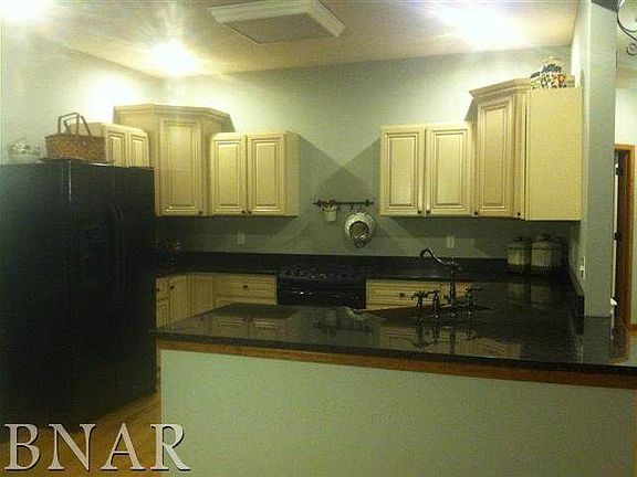 3rd image of 603 E Vorey St