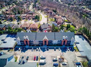 Glen Abbey Village Condos, Oakville, ON L6M 2V7