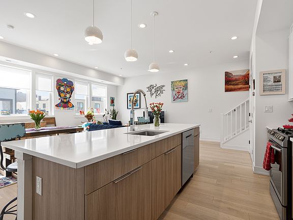 4th image of 1444 Ogden St NW #302