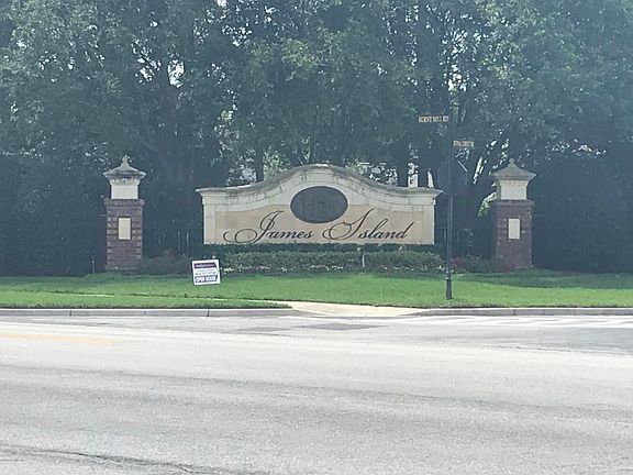 2nd image of 7883 Turnstone Cir W