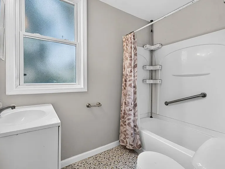 6737 Fyler Ave — Photo 13