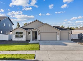 4522 W Thrush St, Moses Lake, WA 98837