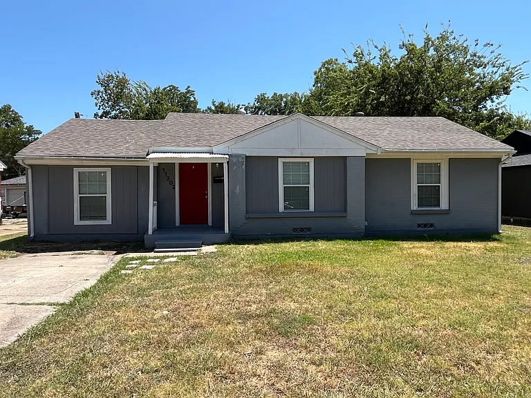 11302 Stallcup Dr — Photo 2