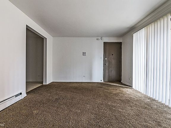 14138 S School St Apartments Chicago Living Room_03