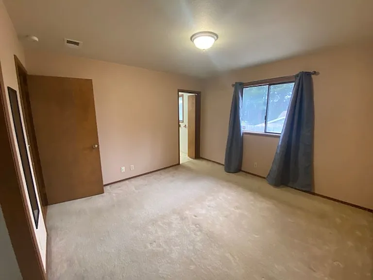 1802 McFarlan St — Photo 17