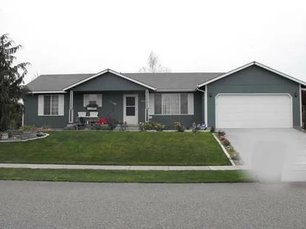 4902 Sierra Dr, Pasco, WA 99301