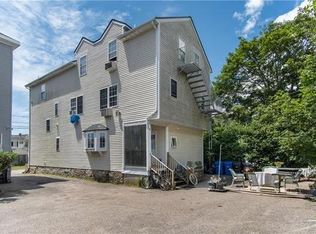 30 Weaver Ave #2, Newport, RI 02840