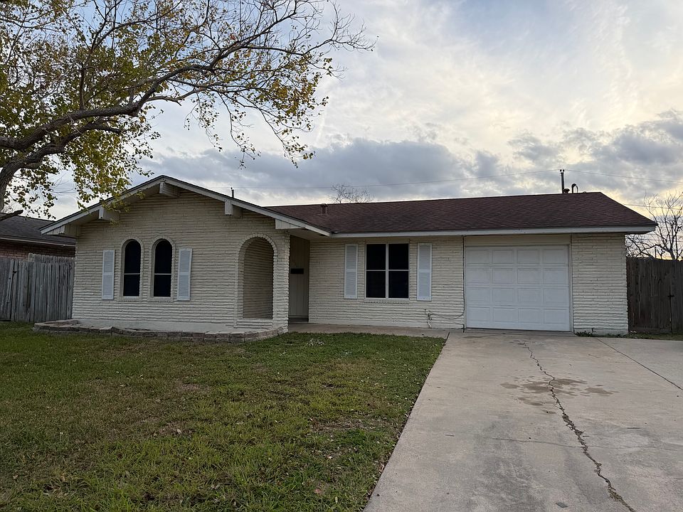 1st image of 6121 Orangewood Dr