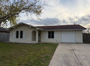 6121 Orangewood Dr, Corpus Christi, TX 78412