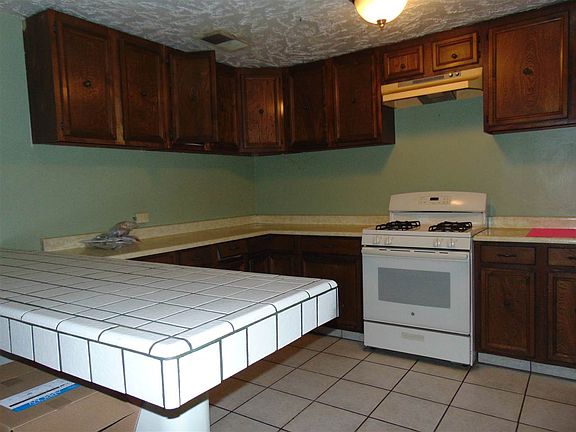 4th image of 4587 W Sharon Ln