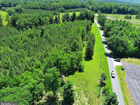 4th image of 3897 Gravel Hill Rd