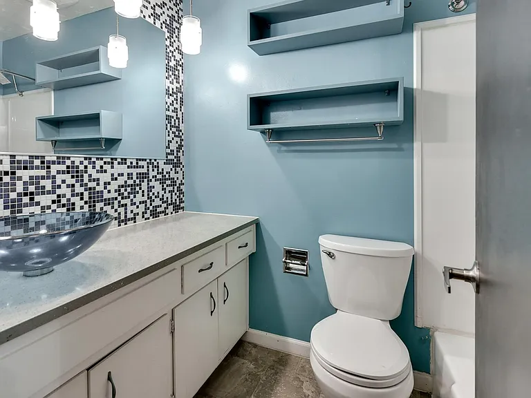 9630 Taylor St — Photo 30