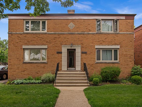 2nd image of 8043 Lake St #1